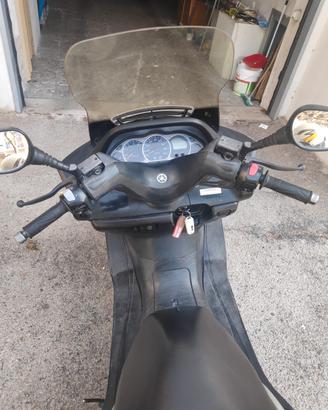 Scooter Yamaha Majesty 