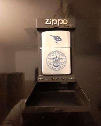 Zippo militare originale U.S. Sixth Fleet 1974/75