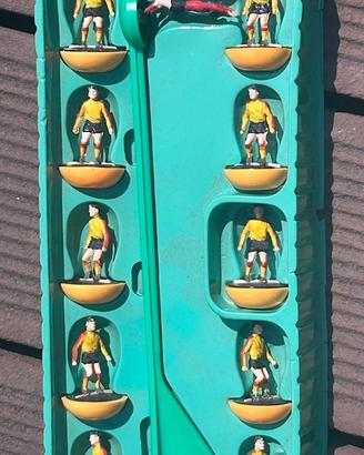 Subbuteo HW Dukla Praga con ref 250, combo base