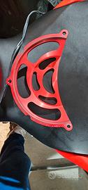 Copri frizione DUCATI in Alluminio anodizzato.