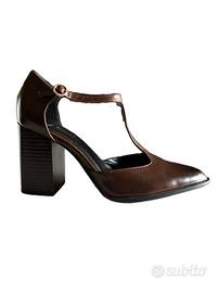 Scarpe Zara marroni a punta, tacco quadro alto