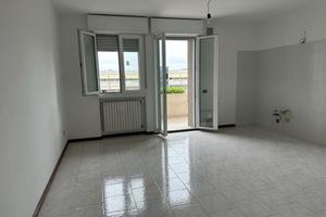 CAMPAGNA LUPIA Appartamento con due camere