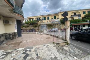 NEGOZIO A POZZUOLI