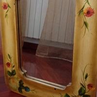 Specchio da parete decorato a mano