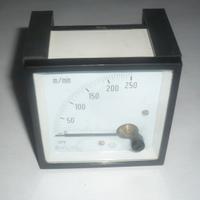 Vecchio indicatore di velocita' tachimetro vintage