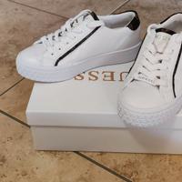 Sneakers Guess