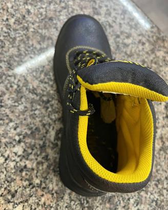 Scarpe Antinfortunistiche