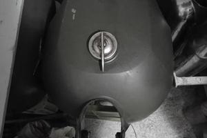 serbatoio Moto Guzzi Nuovo Falcone 500 anni '70