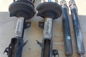 kit sospensione Ford Fiesta MK5 MK6 2012