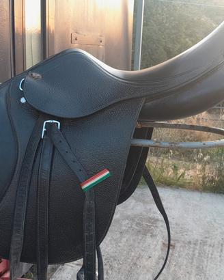 sella completa  ottime condizione 