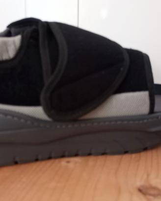 Scarpa post operatoria per alluce valgo 