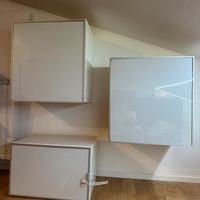 Pensile Ikea in legno con anta in vetro