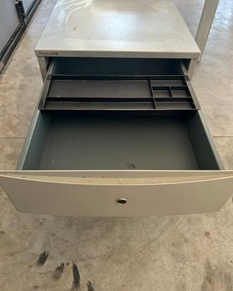 Mobiletto ufficio/ comodino