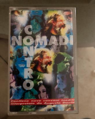 Musicassetta originale Nomadi  “contro “