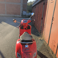 Vespa 300 gts super sport