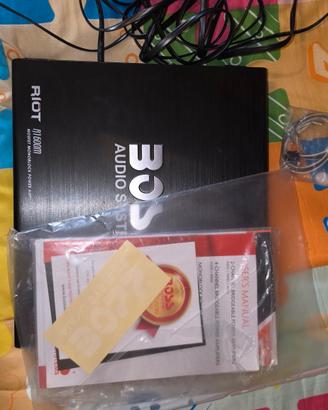 amplificatore  Boss audiosystem 