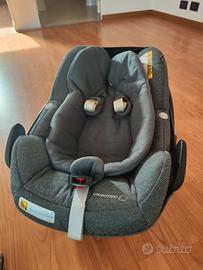Ovetto Bebè Comfort e base Isofix 