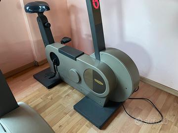 BIKE TECHNOGYM XT PRO