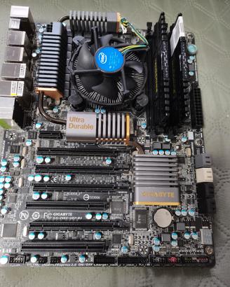 z68x + i7 2600k 8gb ram 1600