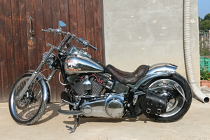 Harley Davidson softail custom FXSTC