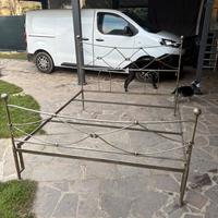 Letto Matrimoniale Vintage in Ferro Battuto