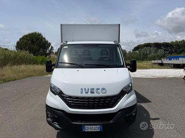 Iveco Daily 35C12 2,3d 2021