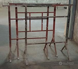 Cavalletti in ferro per muratore o pittore