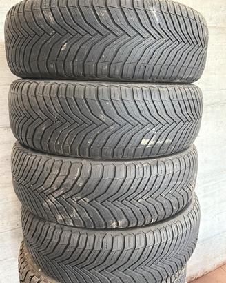 Michelin Cross Climate 2 225/60-17