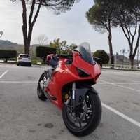 Ducati Panigale v2