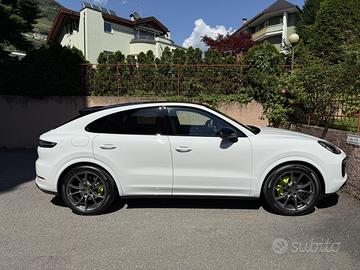 Porsche Cayenne Coupè Hybrid