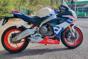 Aprilia RS 660 Limited edition con 5800 km 