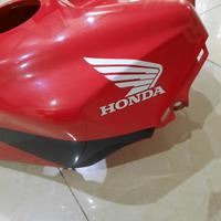 Copriserbatoio/cover originale Honda cbr 600rr
