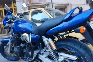 Suzuki GSX S Inazuma 750 9.000 Km
