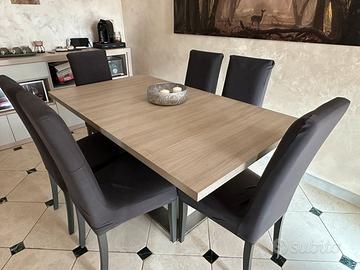 Sala da pranzo piu salotto