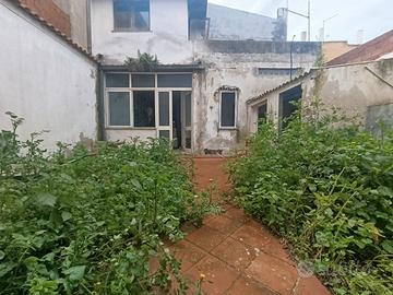 Indipendente di 120 mq su unico livello