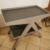 carrello portavivande o di design