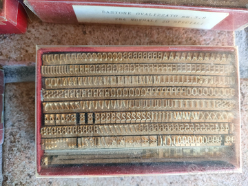 Caratteri tipografici in ottone