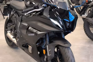 Yamaha YZF R7 GARANZIA UFFICIALE 2030