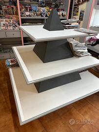 Scaffale per negozio