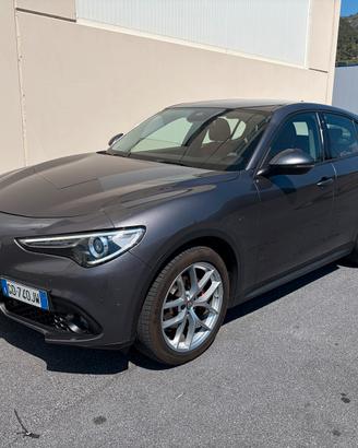 Alfa Romeo Stelvio 190 cv executive 11/2020