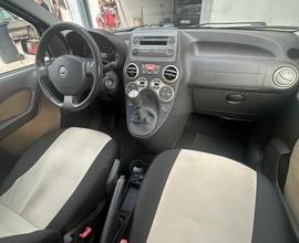 Fiat Panda Cross 4x4 1.3 mtj neopatentati