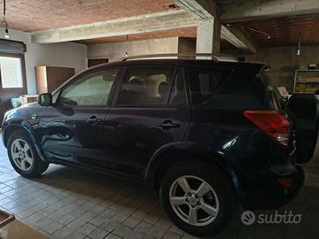 Toyota RAV 4 RAV4 2.2 d-4d Luxury 177cv
