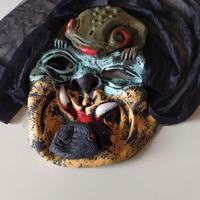 Maschera di carnevale a pile con occhi illuminanti