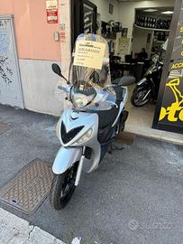 Suzuki SIXteen 150 - 2008 - PERMUTE