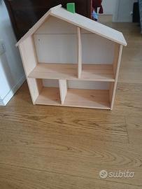 casetta in legno per esposizione ikea
