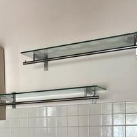 Mensola in vetro ed acciaio