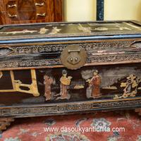 Baule in legno laccato cinese metà XX secolo