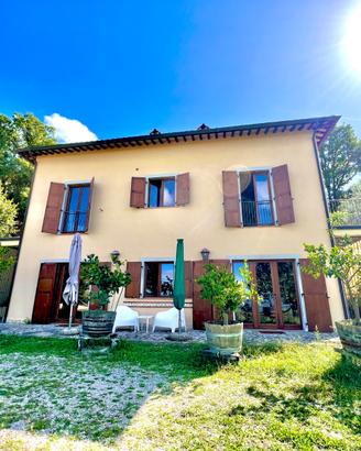 Esclusivo Podere con Uliveto e Villa di Charme