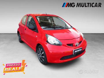 Toyota Aygo 5p 1.0 Now. km 106.000. frizione e gom