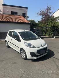 Peugeot 107 1.0 benzina - Mitico motore Toyota